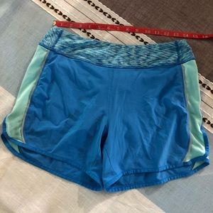 Lucy flex running shorts